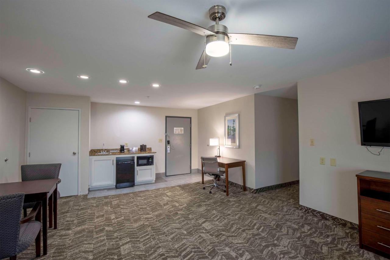 Best Western Plus Lafayette Vermilion River Inn & Suites מראה חיצוני תמונה