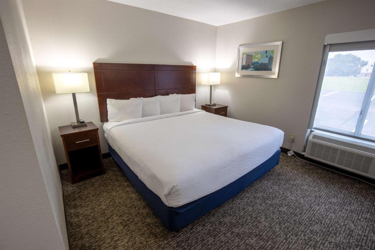 Best Western Plus Lafayette Vermilion River Inn & Suites מראה חיצוני תמונה