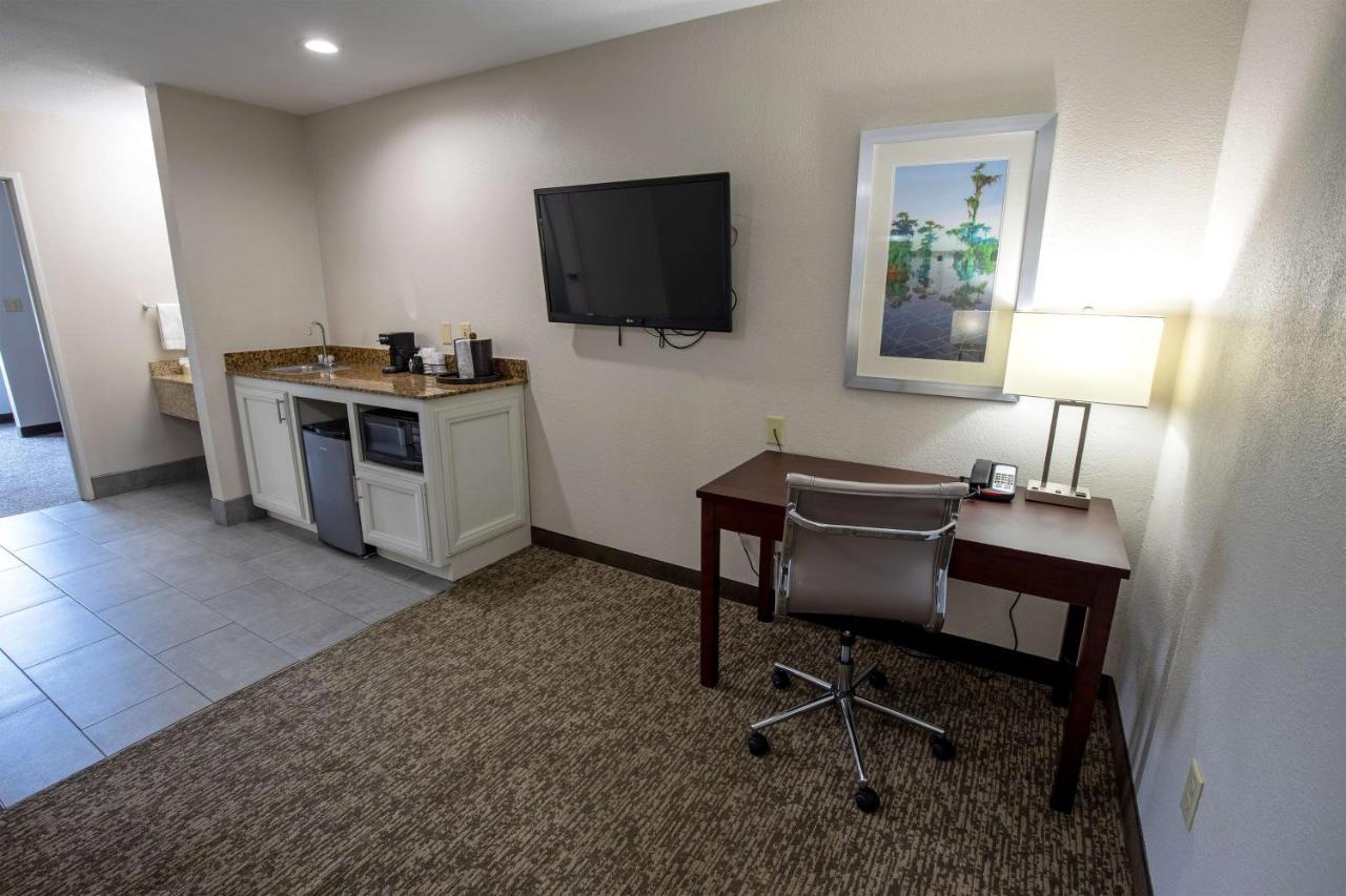 Best Western Plus Lafayette Vermilion River Inn & Suites מראה חיצוני תמונה